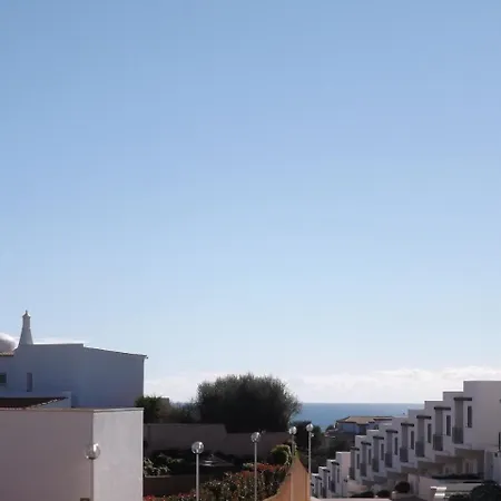 Vakantiehuis Holiday Ocean View Residences